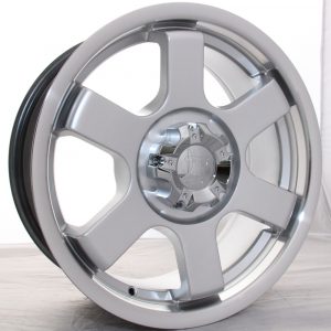 Velocity VW-445 18x7.5 Hyper Silver with Machine Lip